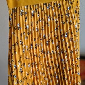 mustard yellow skirt